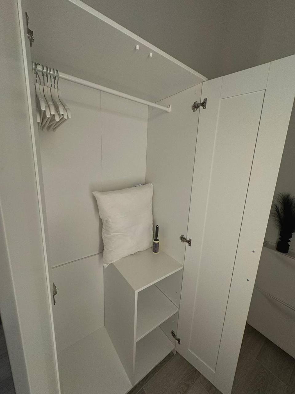 בריסל Studio A Ixelles - Viaduc מראה חיצוני תמונה