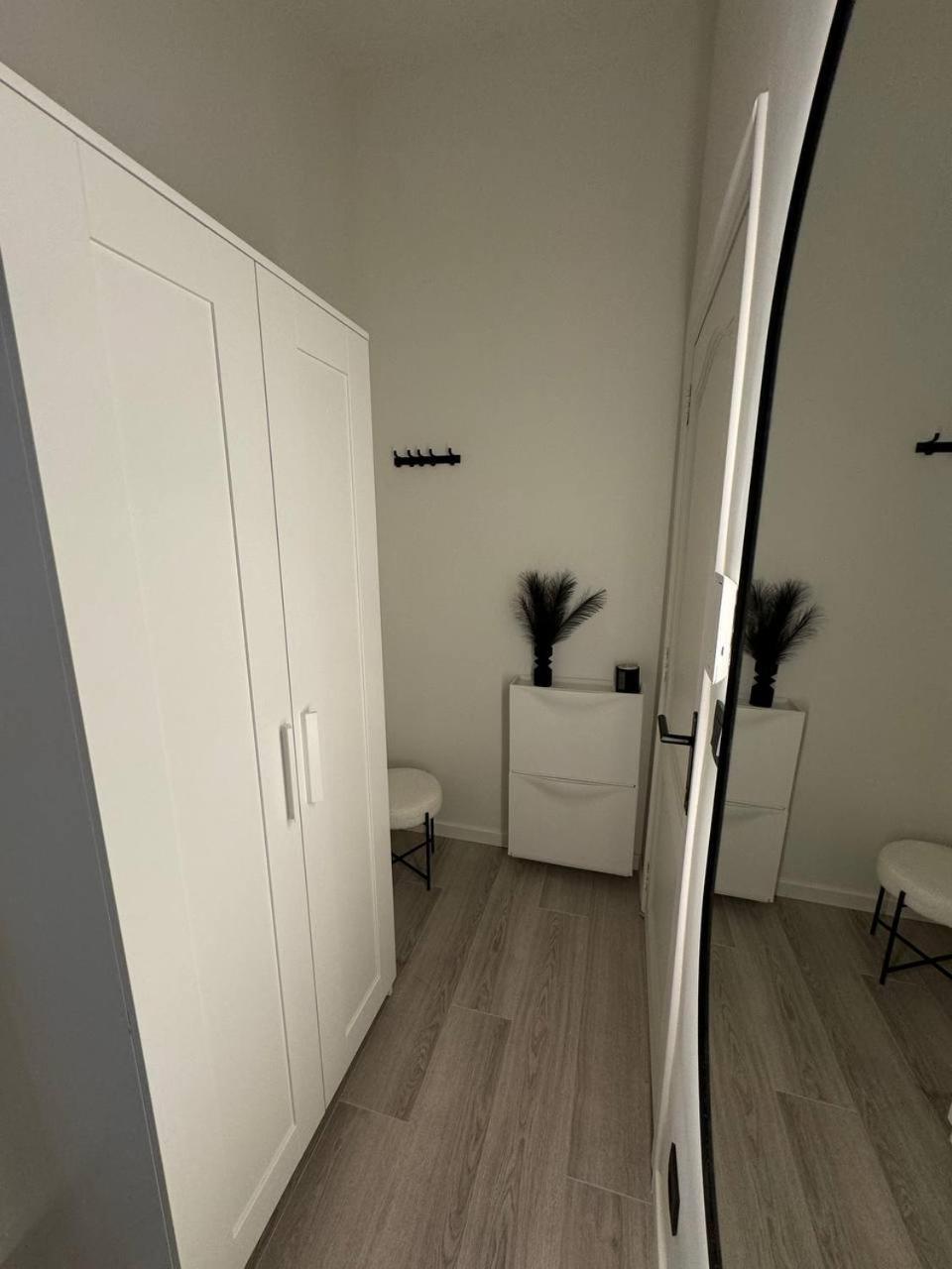 בריסל Studio A Ixelles - Viaduc מראה חיצוני תמונה