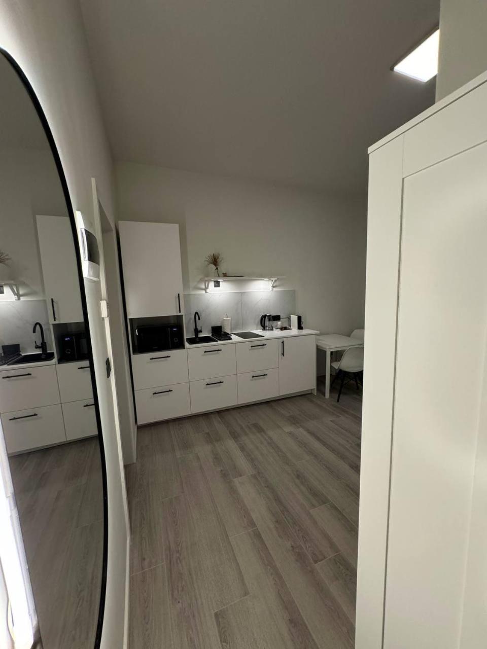 בריסל Studio A Ixelles - Viaduc מראה חיצוני תמונה