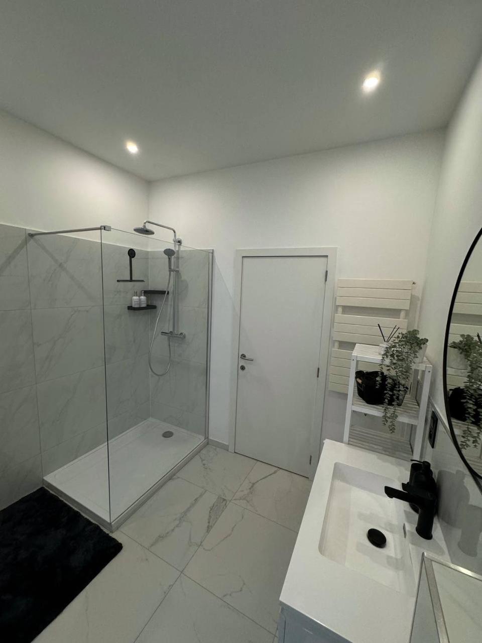 בריסל Studio A Ixelles - Viaduc מראה חיצוני תמונה